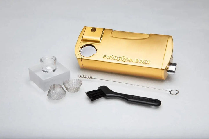 Solopipe self-lighting smoking pipe with built-in lighter and glass bowl