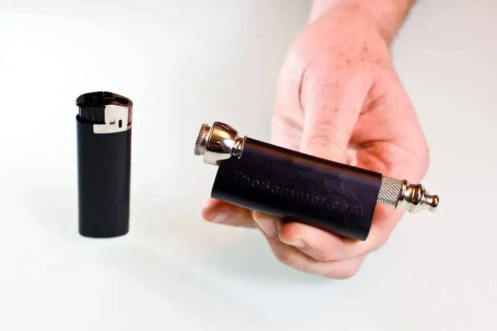 solo toker compact smoking pipe on table